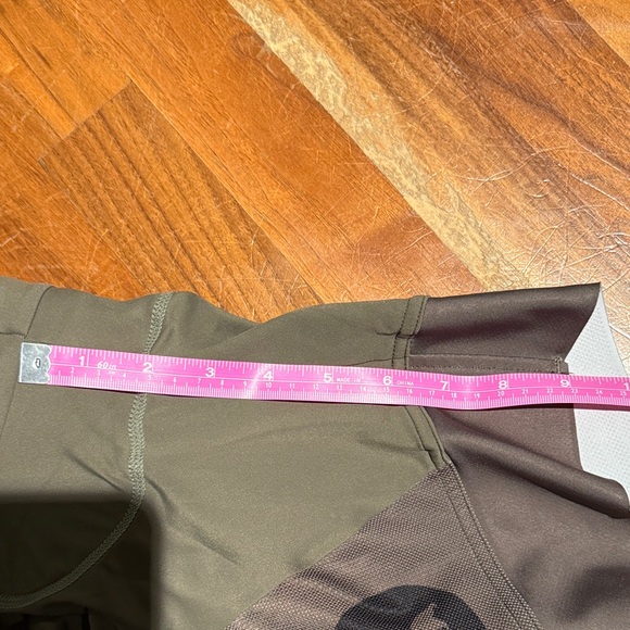 Wyn Republic Cycling Bibs - Picture 6 of 10